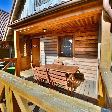 2-Storey Holiday Homes, ウストロニエ・モルスキエ エクステリア 写真
